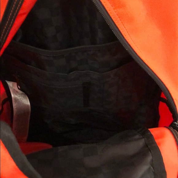 Vans orange and black backpack - Picture 6 of 6